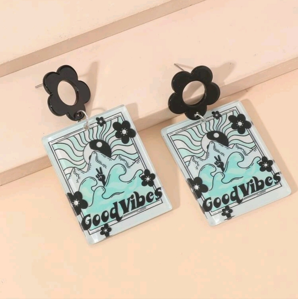 NEW Good Vibes Yin Yang Peace Sign Flower Power Dangle Earrings - Picture 5 of 5